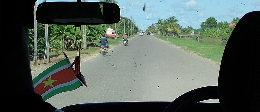 Autocarro / Ônibus de Zuiddrain para Paramaribo, Suriname