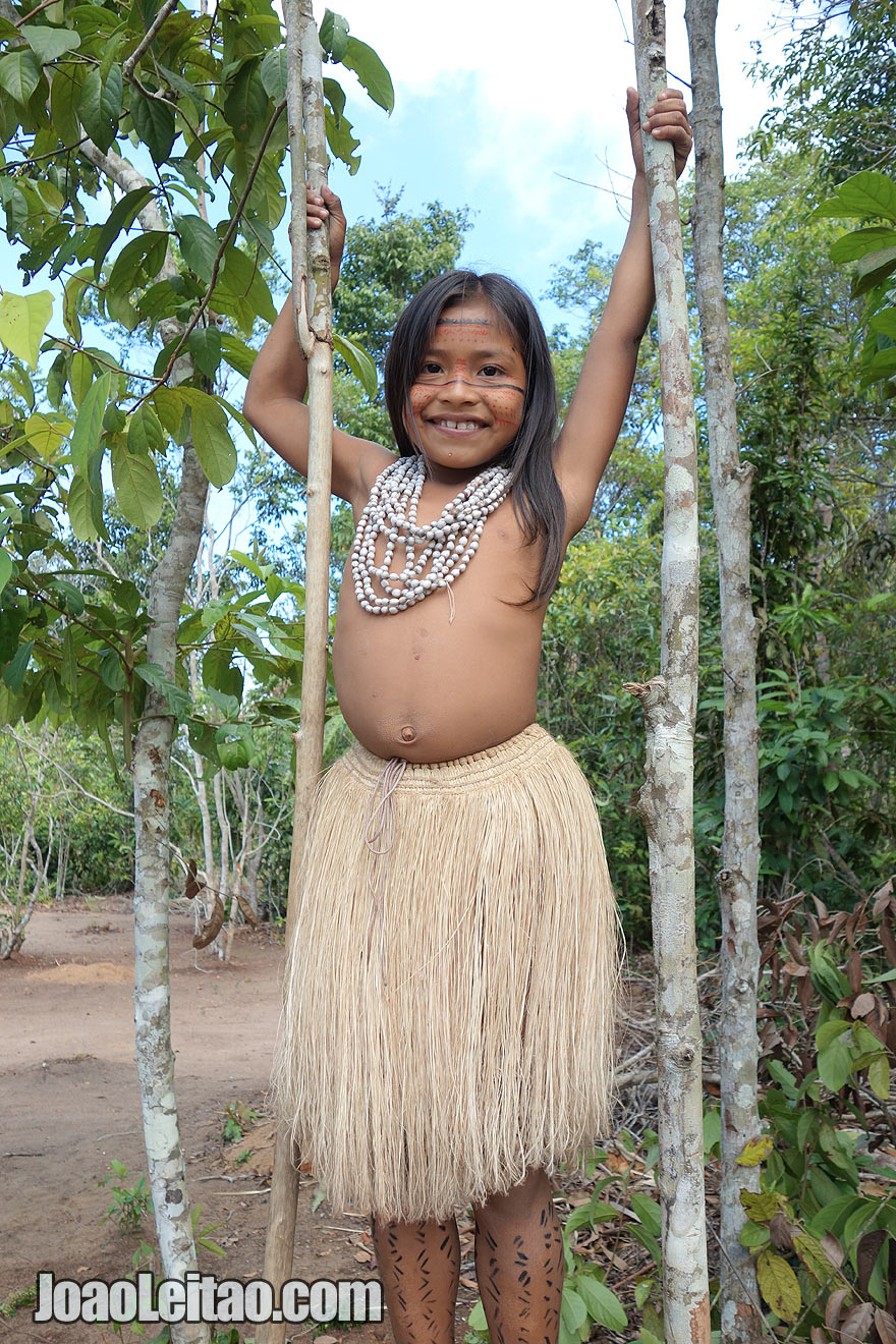 The Tatuyo, Incredible life of a surviving Amazon Brazilian tribe